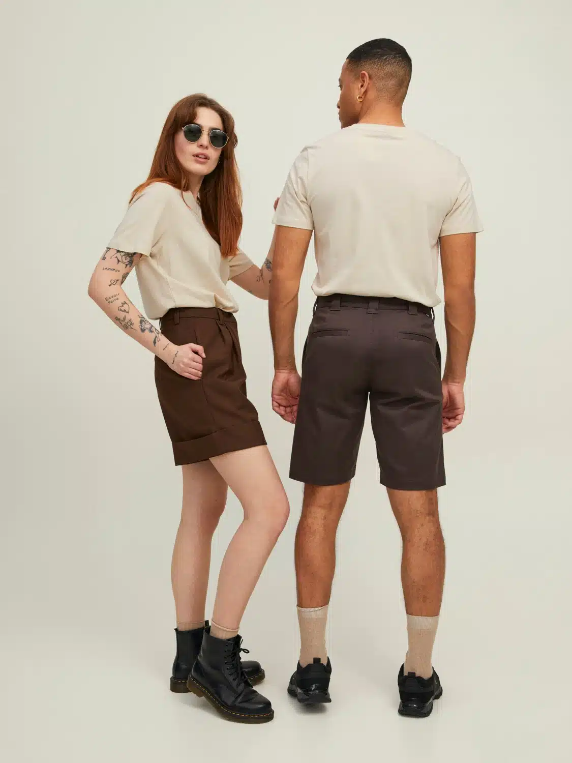 T-SHIRT HOMME OVERSIZE BEIGE JACK AND JONES JJENOA 12113648 – Image 3