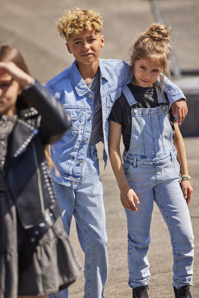 braderie vêtements enfants prés de Salon de Provence