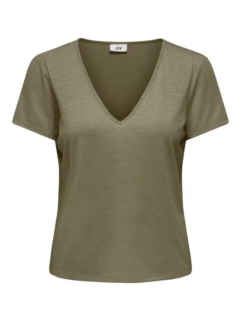 Ce T-shirt T-shirt Kaki à Paillettes Femme JDY conjugue style et confort pour une tenue irrésistible. Sa coupe Regular Fit assure une silhouette flatteuse, tandis que l'encolure en V ajoute une touche de sophistication. Les détails pailletés ajoutent une touche d'éclat, faisant de ce T-shirt un choix parfait pour les occasions spéciales ou pour égayer votre tenue quotidienne.
