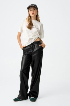 Pantalon ado fille noir simili cuir Tiffosi taille élastique, coupe large