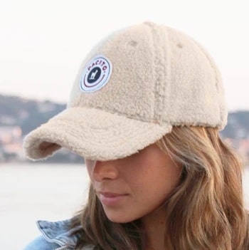 Casquette sherpa beige Pacito Malaga femme unisexe broderie label lavage main"