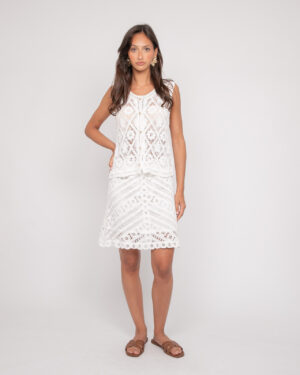 Jupe courte blanche femme Dona Lisa Xajulie dentelle crochet ajourée motifs graphiques finition festonnée style bohème chic romantique Casual Sénas mode 2026"