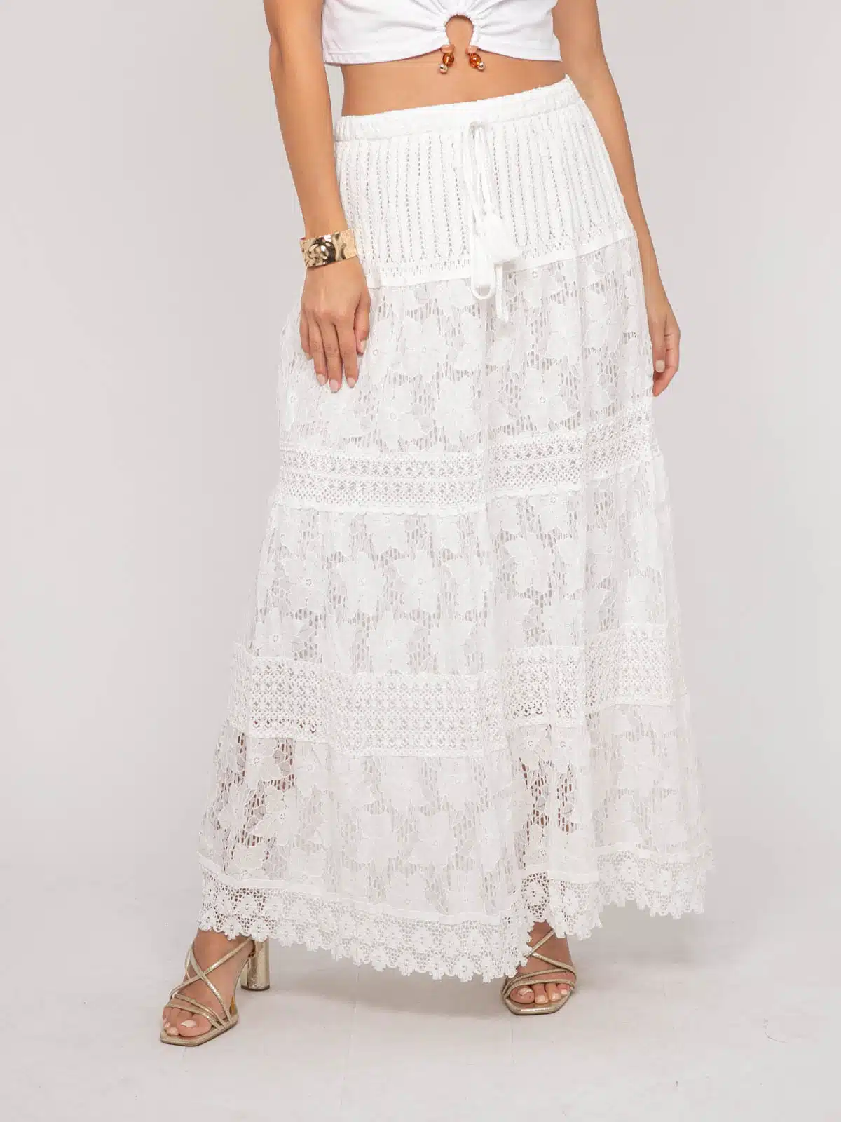 Jupe longue blanche femme Dona Lisa Xestina dentelle ajourée motifs floraux superpositions style bohème chic romantique Casual Sénas mode 2026