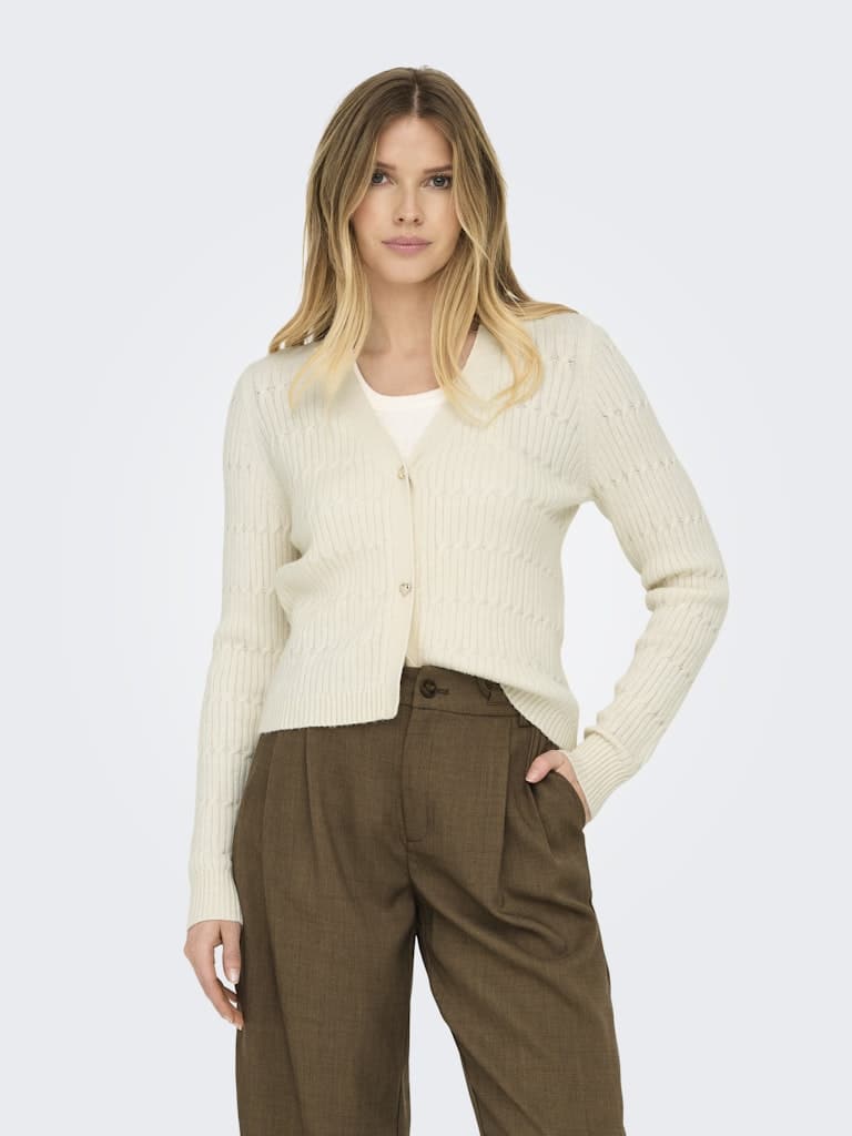 gilet beige maille douce boutons dores coeur only femme ete 2026