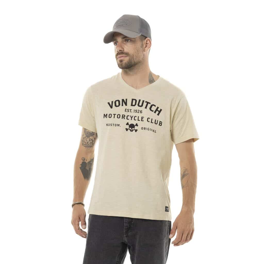 T-shirt beige col V Von Dutch homme disponible chez Casual Sénas proche Salon-de-Provence et Cavaillon