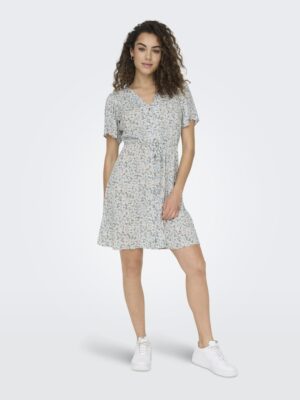 Robe verte fleurie Only femme à manches courtes disponible chez Casual Sénas proche Salon-de-Provence et Cavaillon